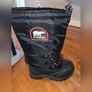 Sorel Black and Red Snow Boots